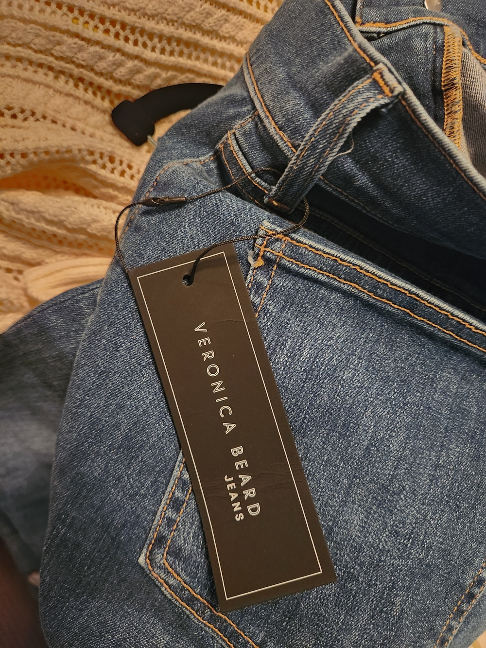 NWT Veronica Beard Sheridan Exaggerated Flare Jeans with Front Patch Pockets - Picture 8 of 10